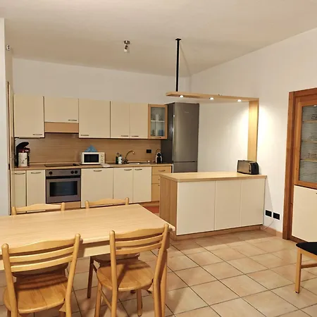 Lakefront With Garden Appartement Oria (Como)